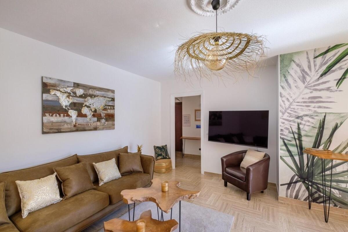 Le Riviera ~ Jardin ~ Parking ~ Climatisation Apartment Cagnes-sur-Mer Luaran gambar