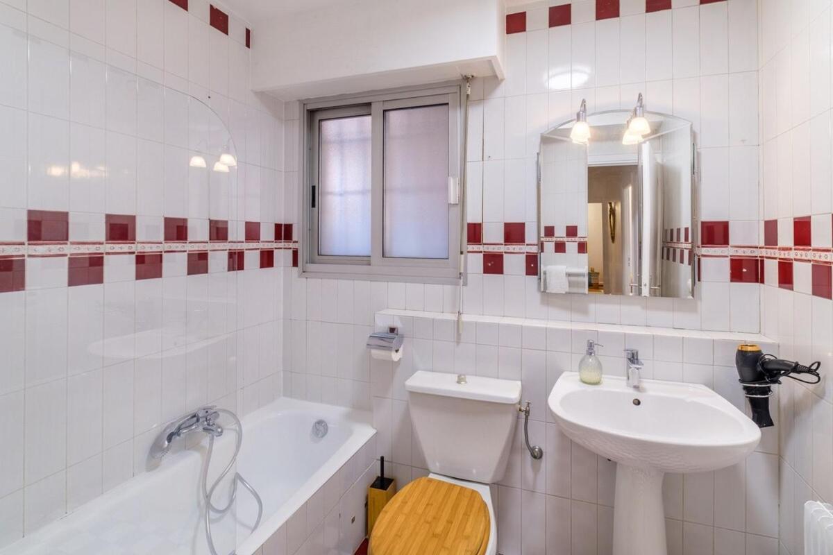 Le Riviera ~ Jardin ~ Parking ~ Climatisation Apartment Cagnes-sur-Mer Luaran gambar